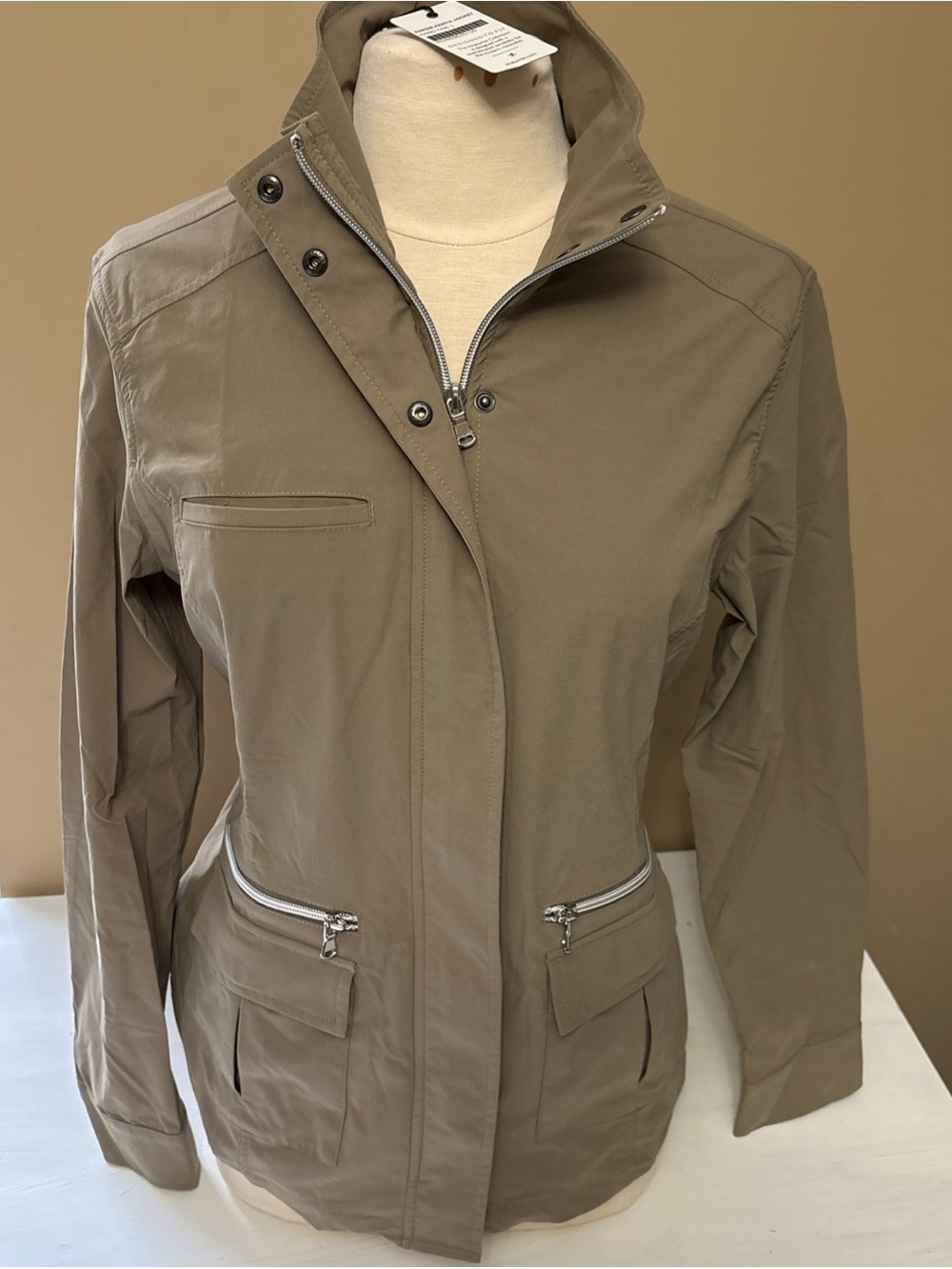 Anatomie kenya safari jacket women’s large khaki new with Silver Zippers